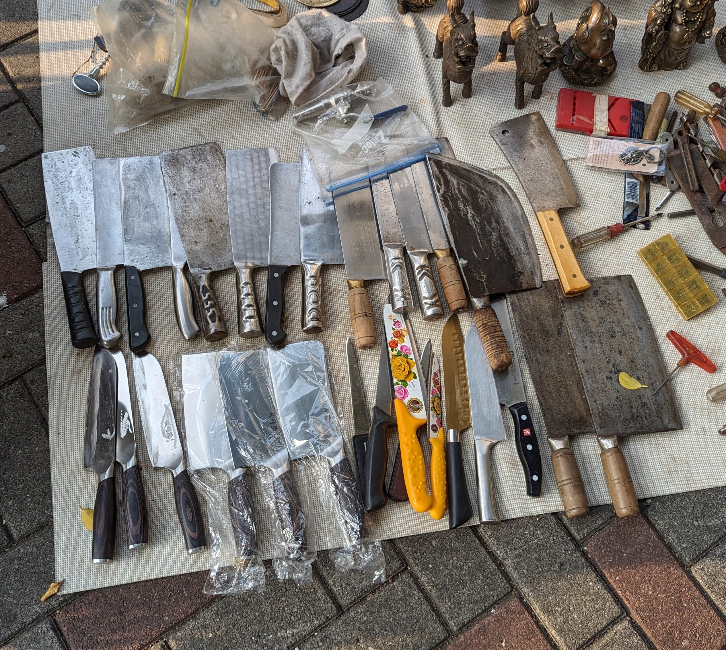 Cleaver, Chopper, Caidao, Choidou, Chūka Bōchō, Chef Knife?