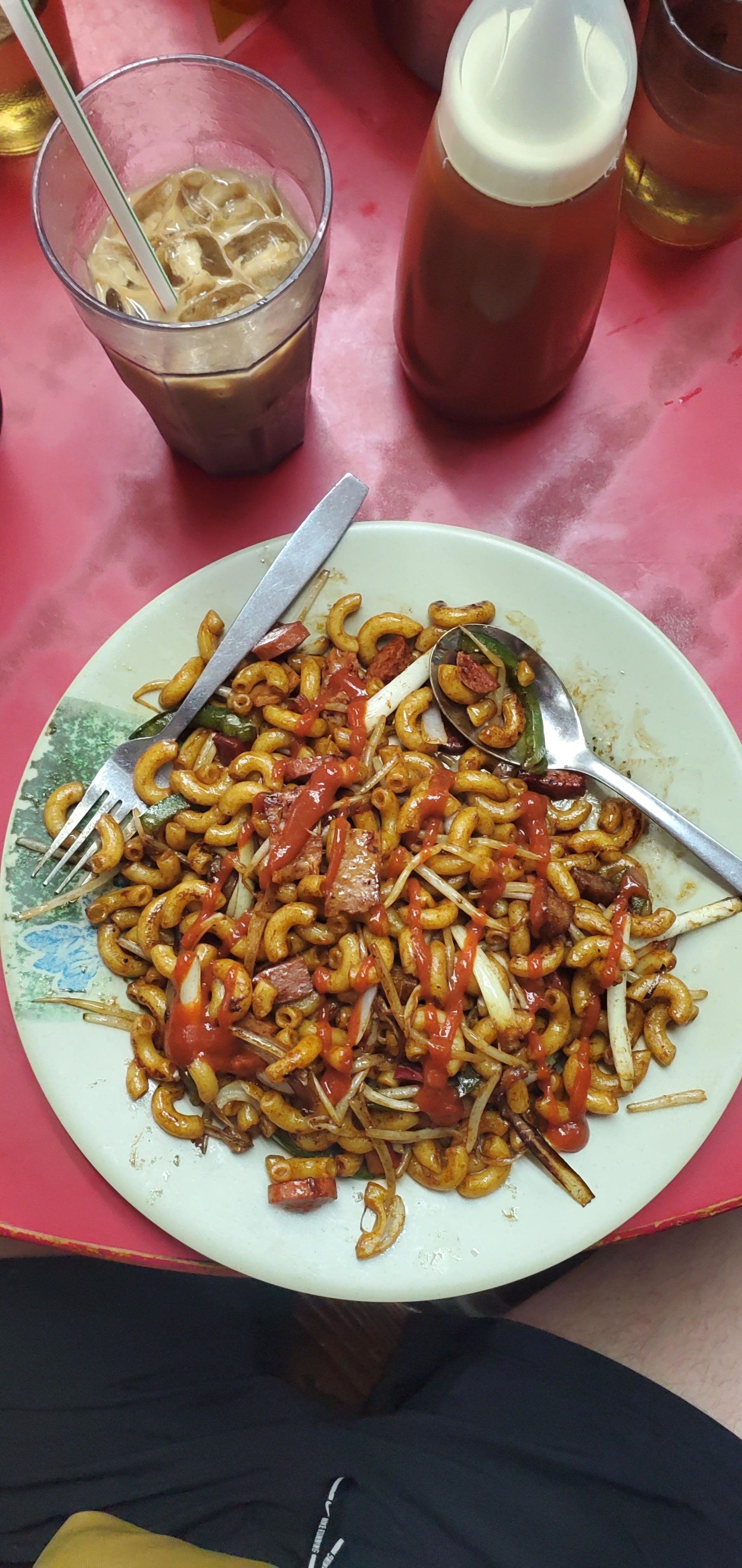 Fat Boy Ming's Stir Fried Macaroni